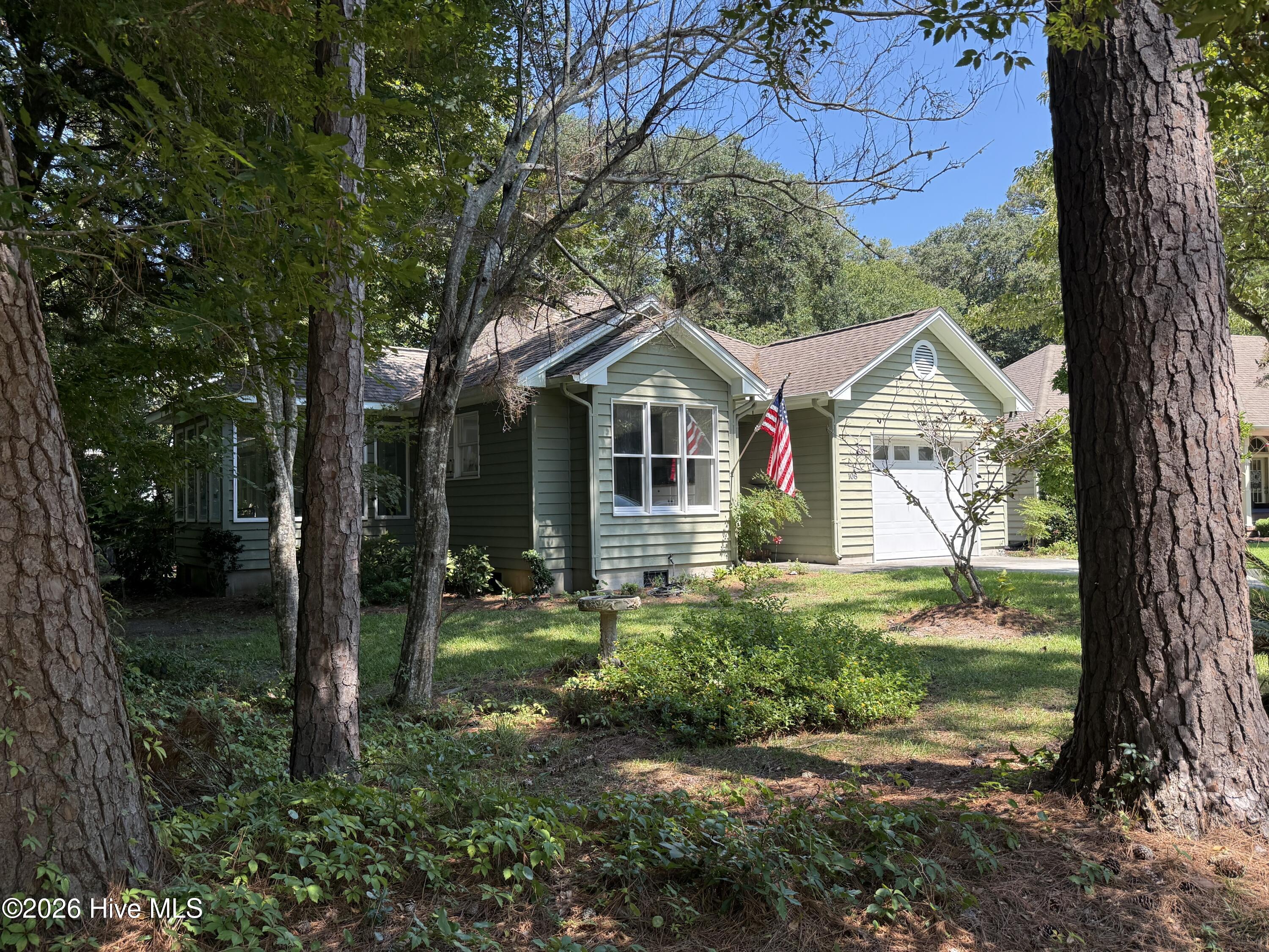 108 Fern Court,Pine Knoll Shores