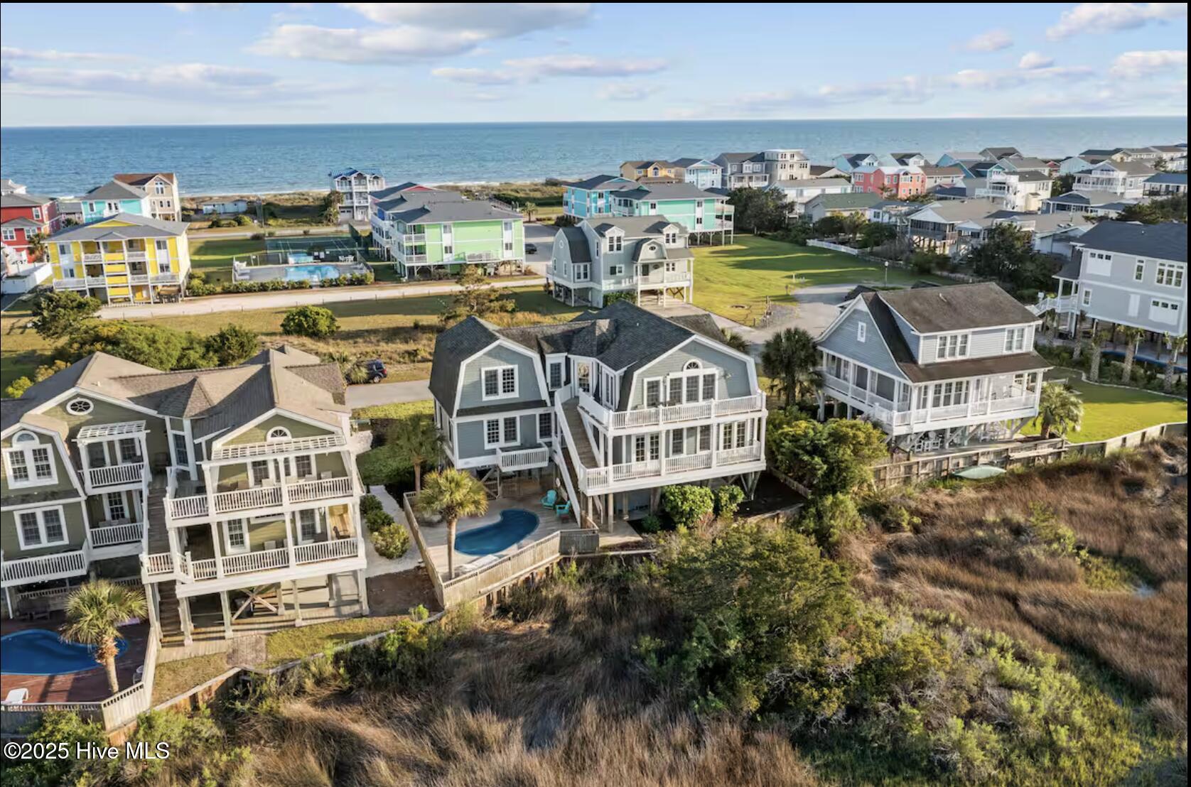 100541969 | Photo 73