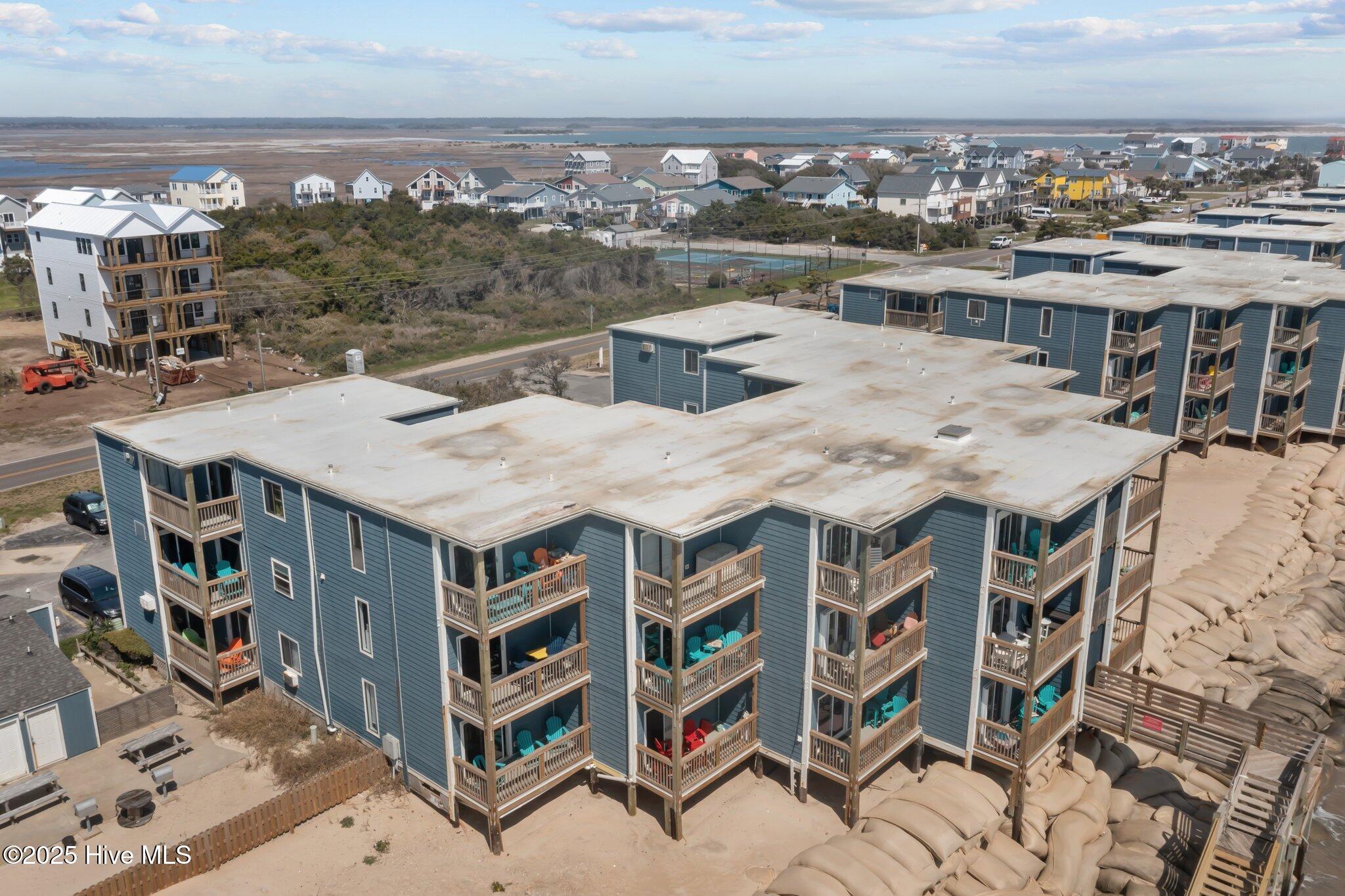 100496377 | Photo 40