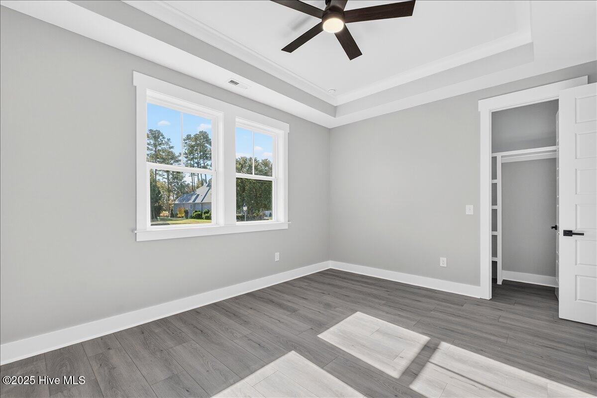 100541548 | Photo 21