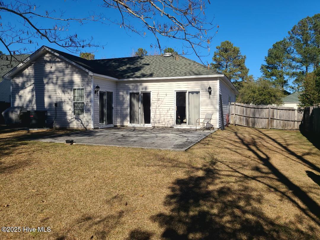 100545886 | Photo 35