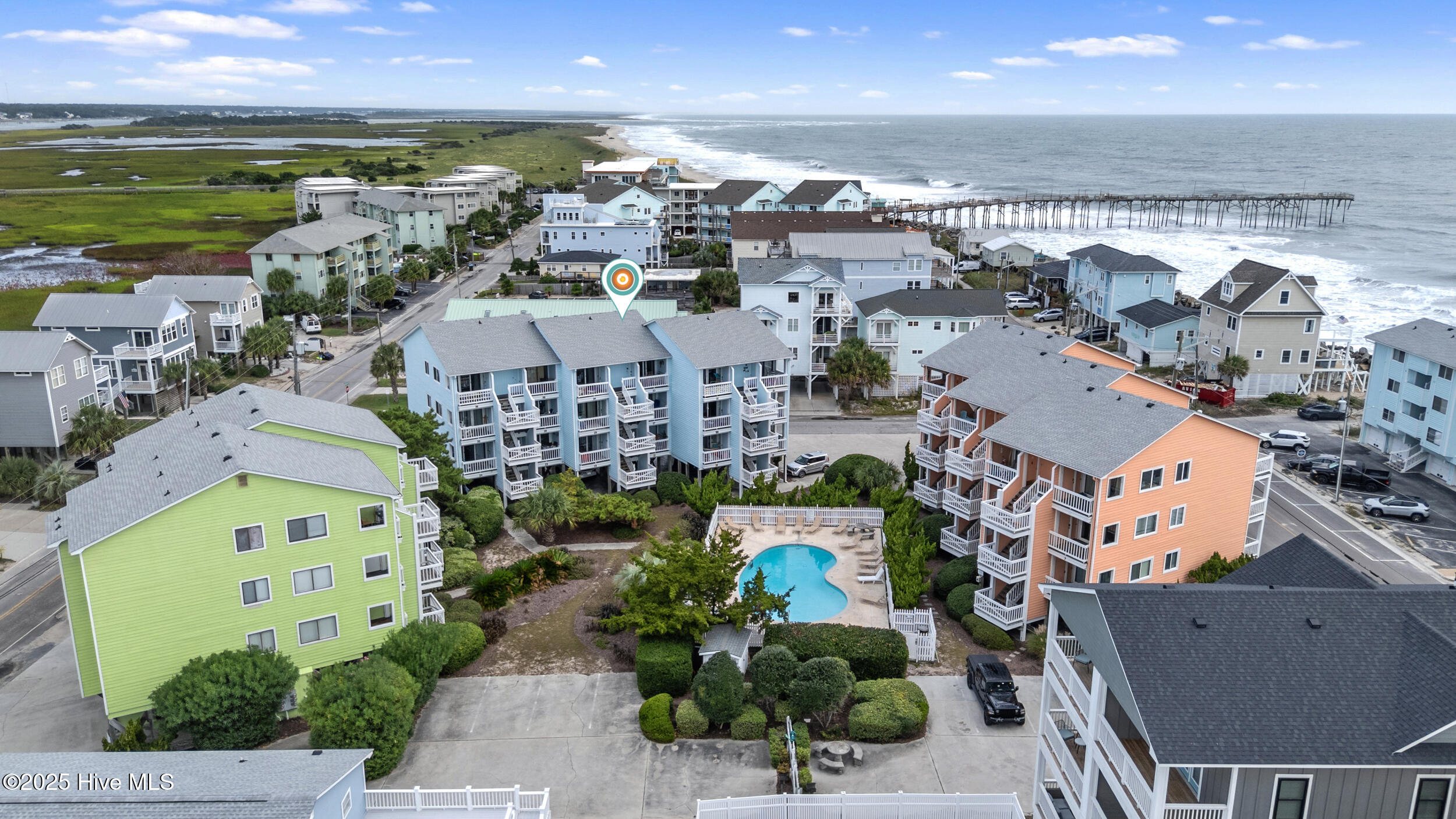 100534388 | Photo 28