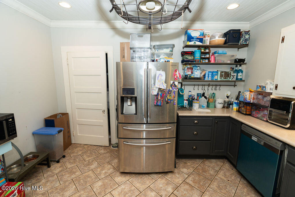 100555159 | Photo 13