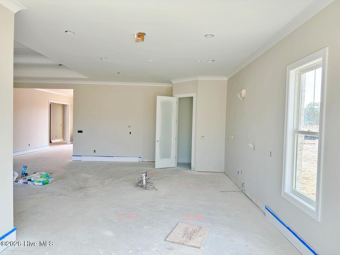 100537475 | Photo 14