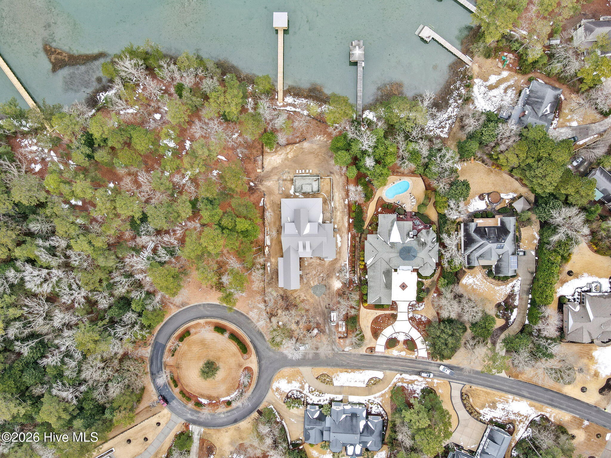 100553276 | Photo 35