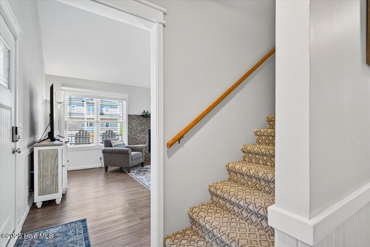 100529253 | Photo 32