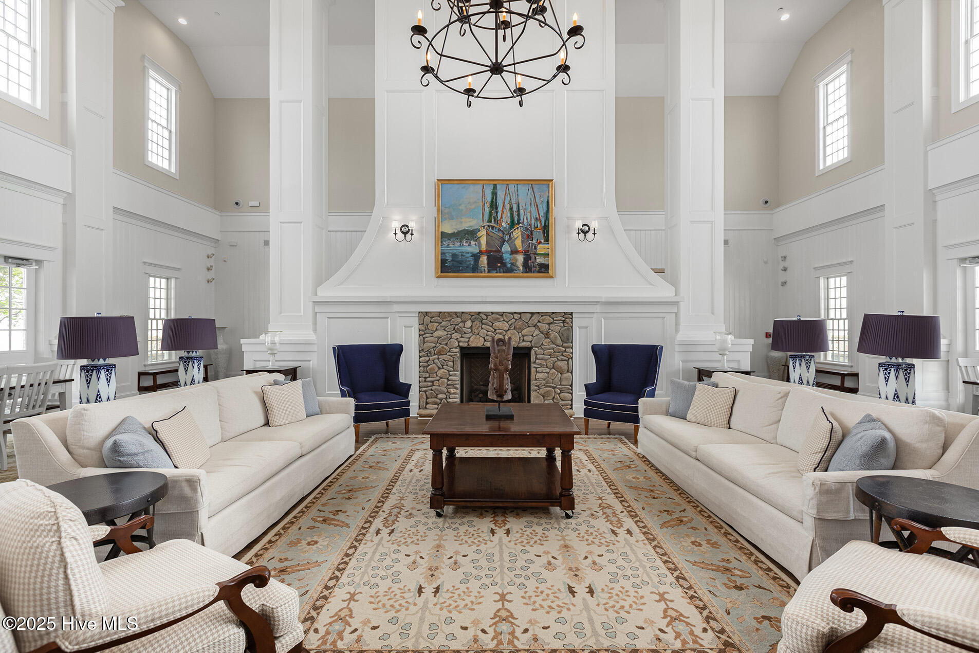 100484964 | Photo 53