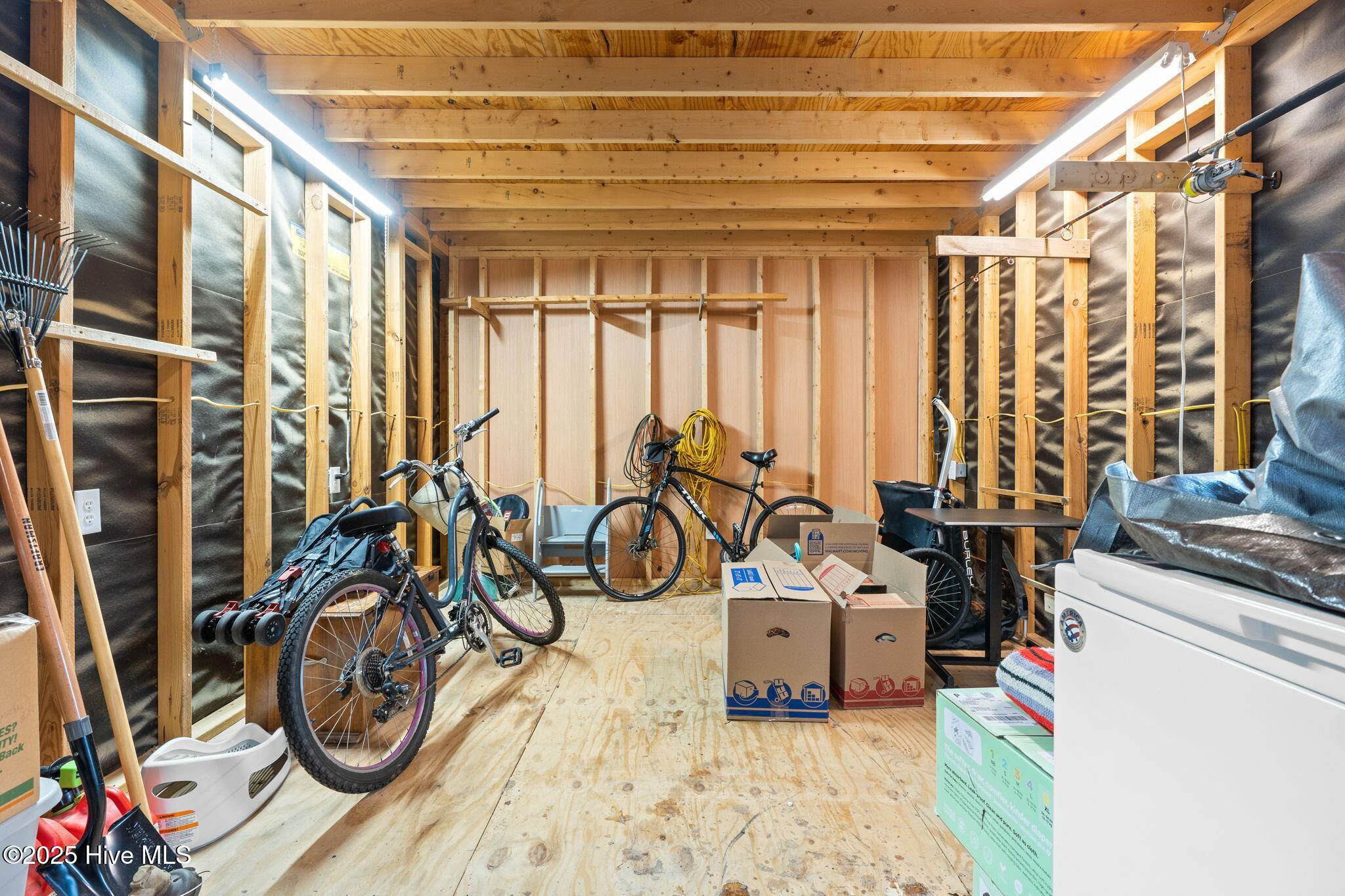 100544596 | Photo 33