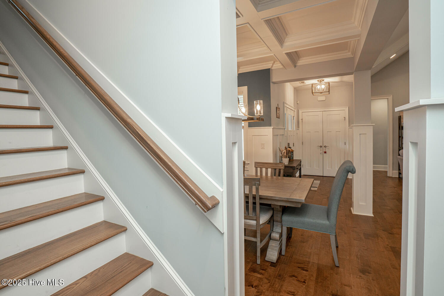 100558918 | Photo 20