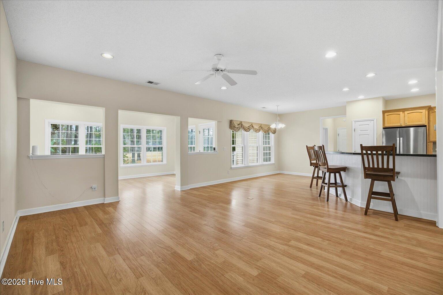 100553011 | Photo 10