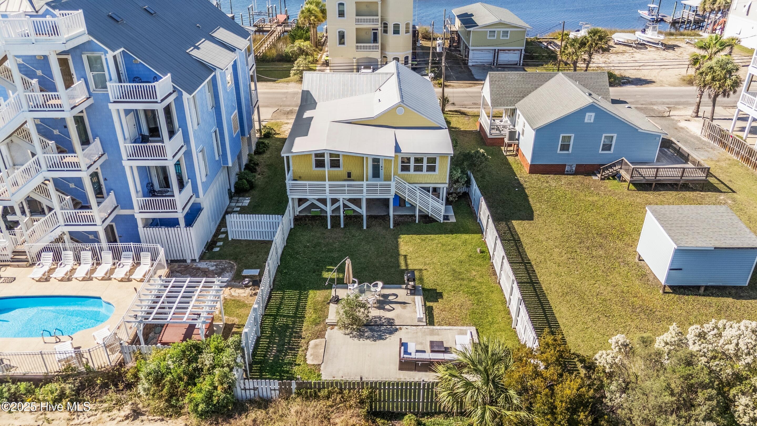 100567427 | Photo 53