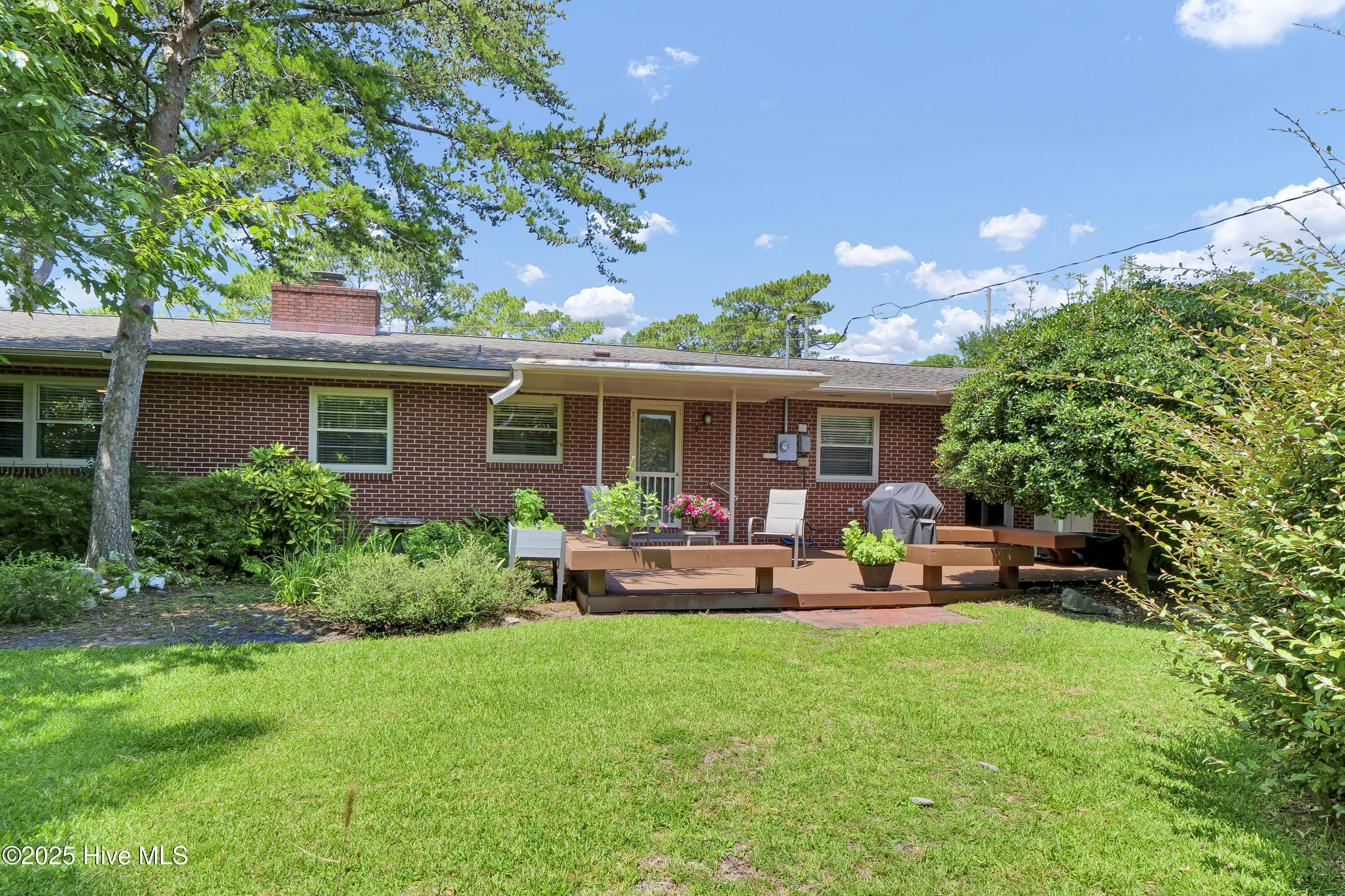 100522690 | Photo 43