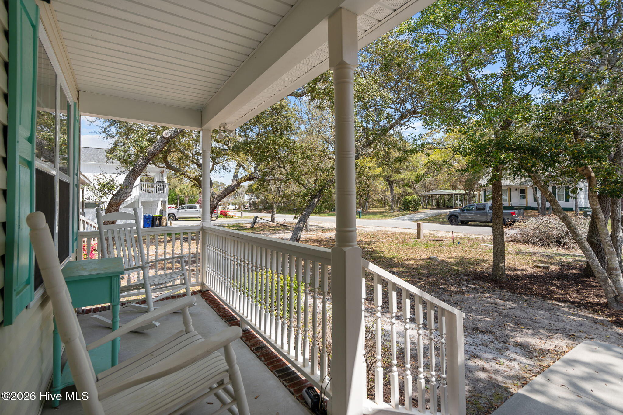 100564732 | Photo 42