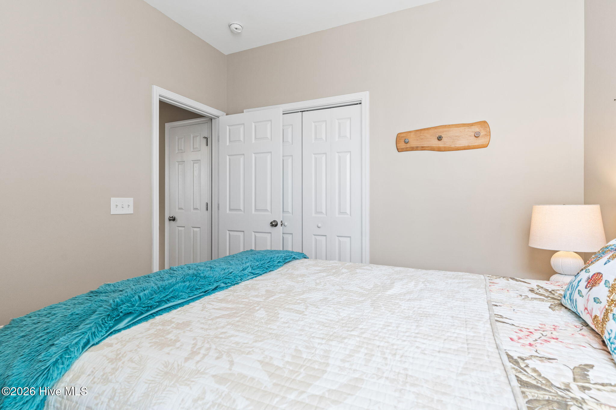 100553647 | Photo 31