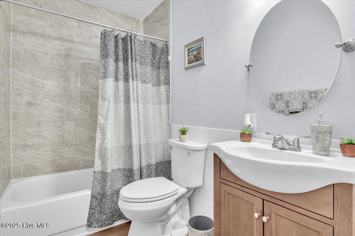 122 Carolina Circle, Jacksonville, NC, 28546