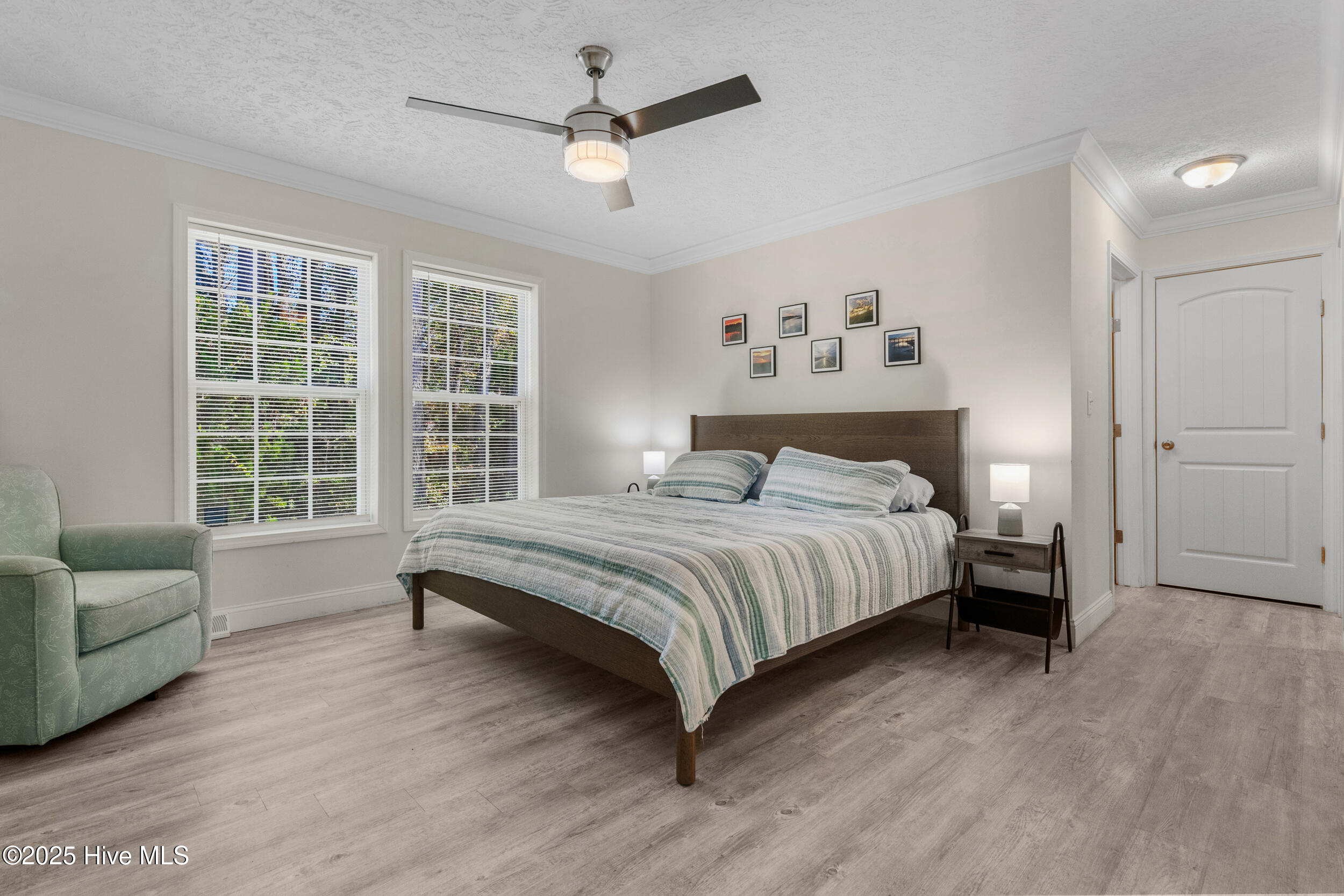 100539240 | Photo 15