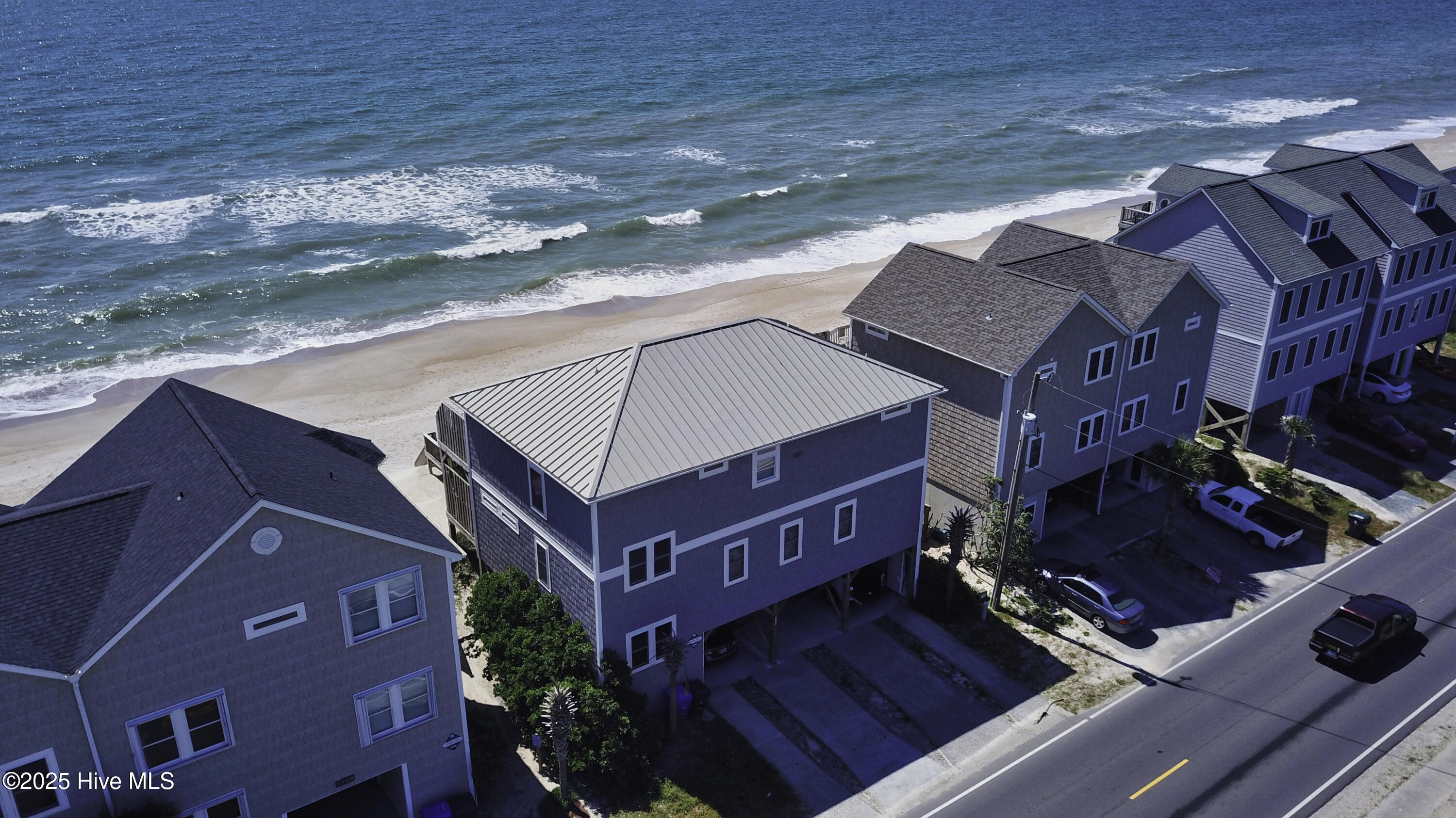 100546704 | Photo 23