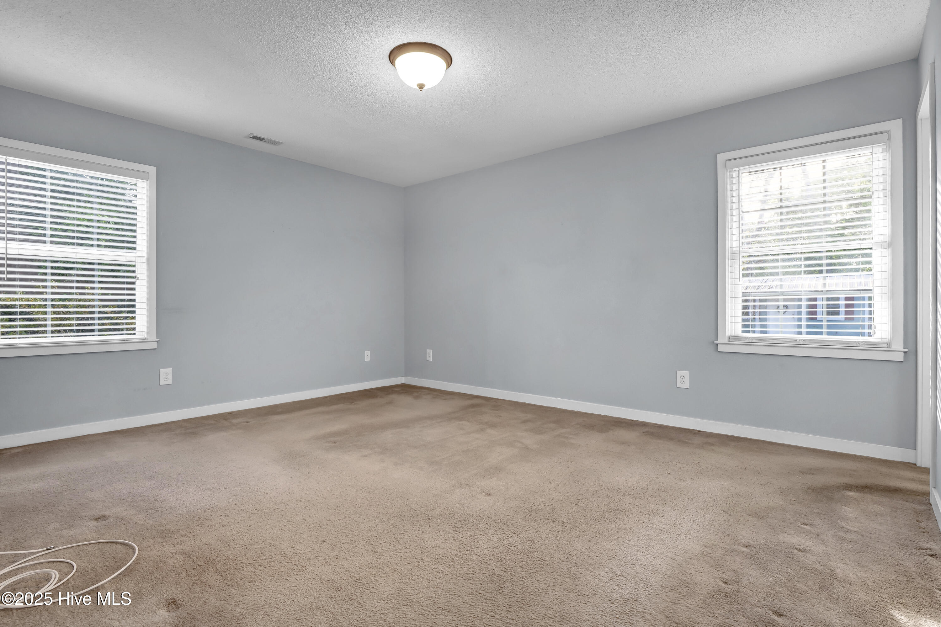 100545565 | Photo 20