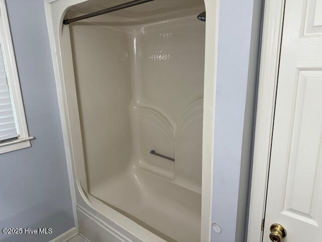 100523651 | Photo 30