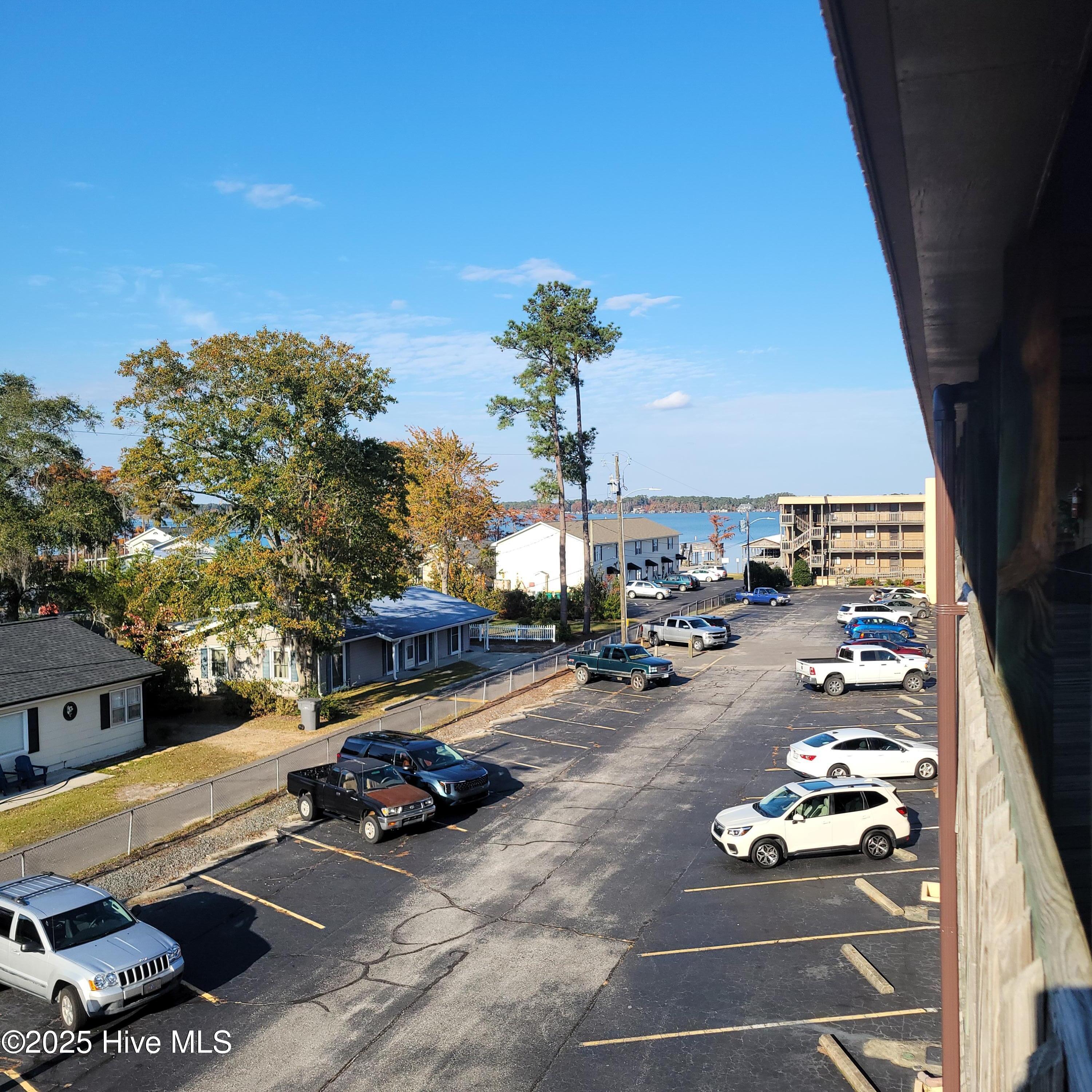 Homes for sale in Elizabethtown, NC | 313 Lake Pl Condo Dr, Elizabethtown, NC 28337 | MLS# 100542336