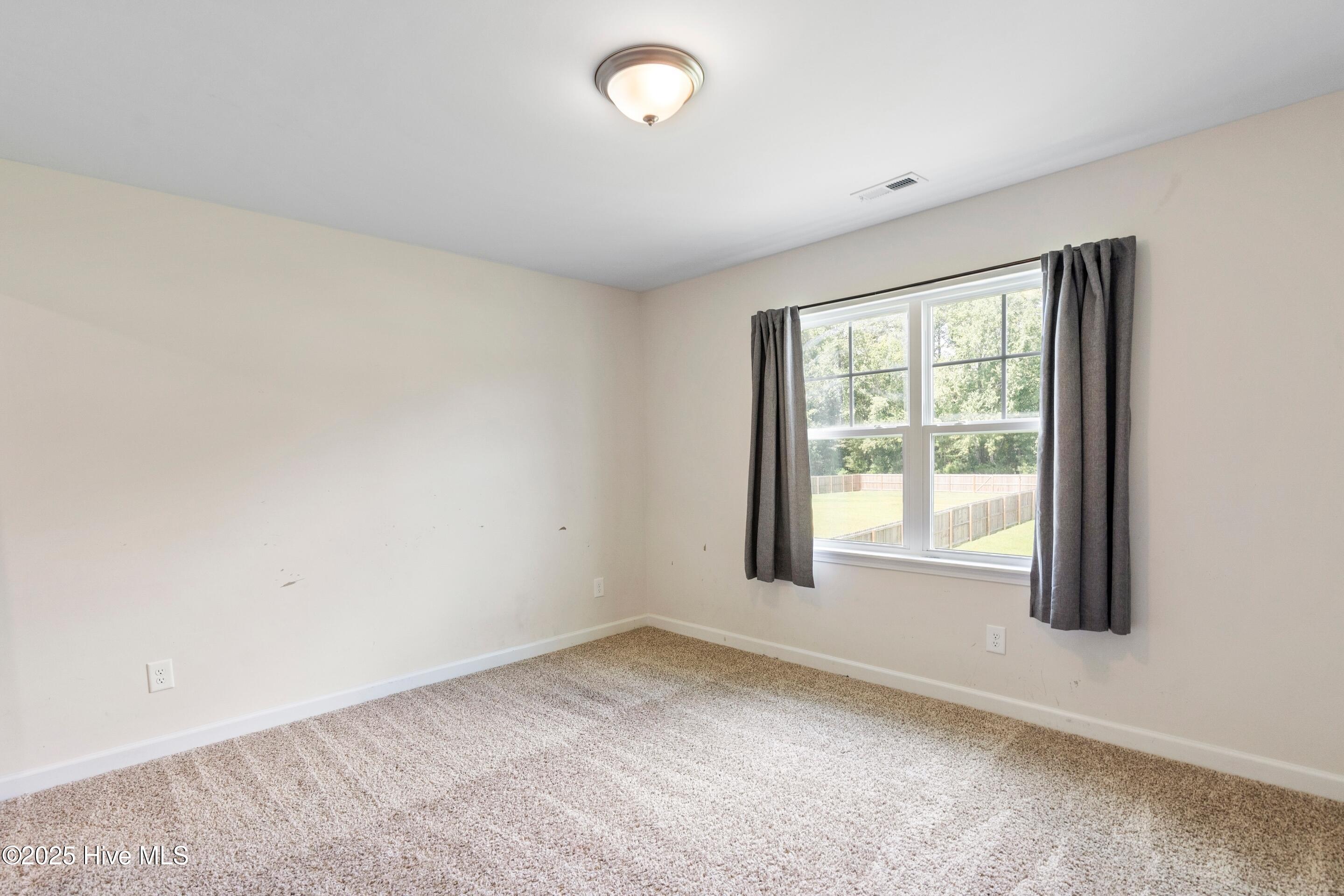 100530674 | Photo 29