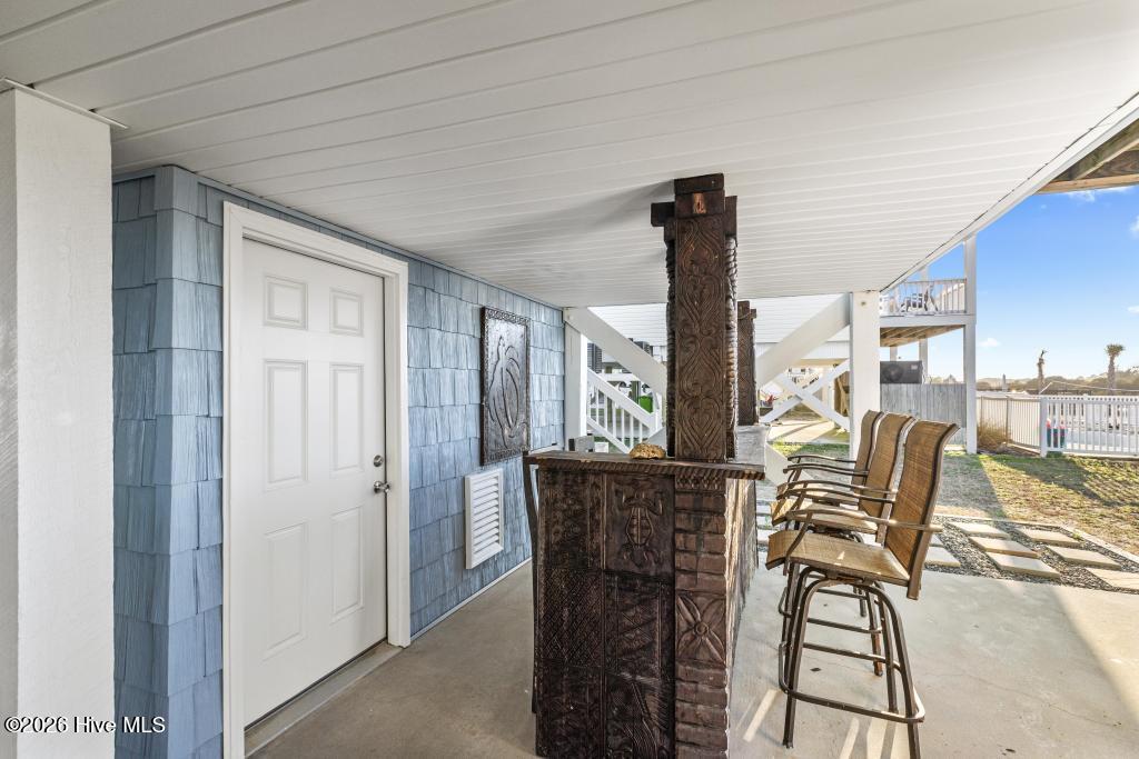 100559201 | Photo 50