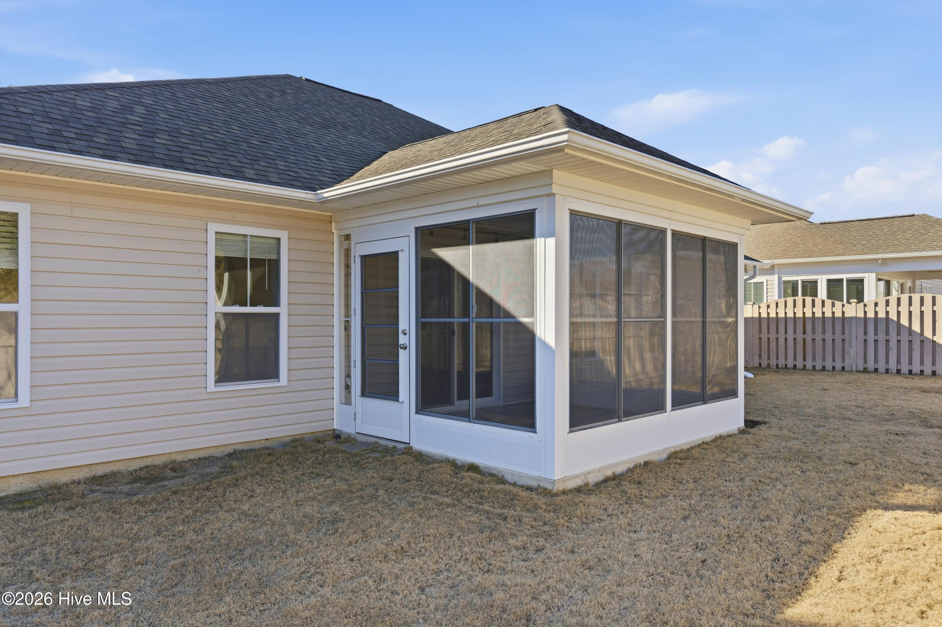 100555547 | Photo 12