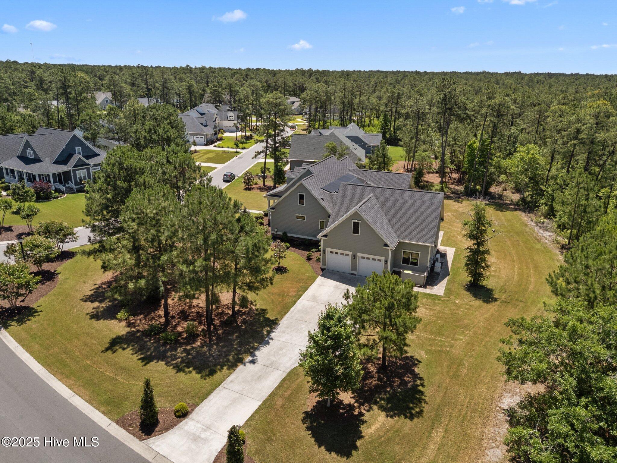 100510786 | Photo 76