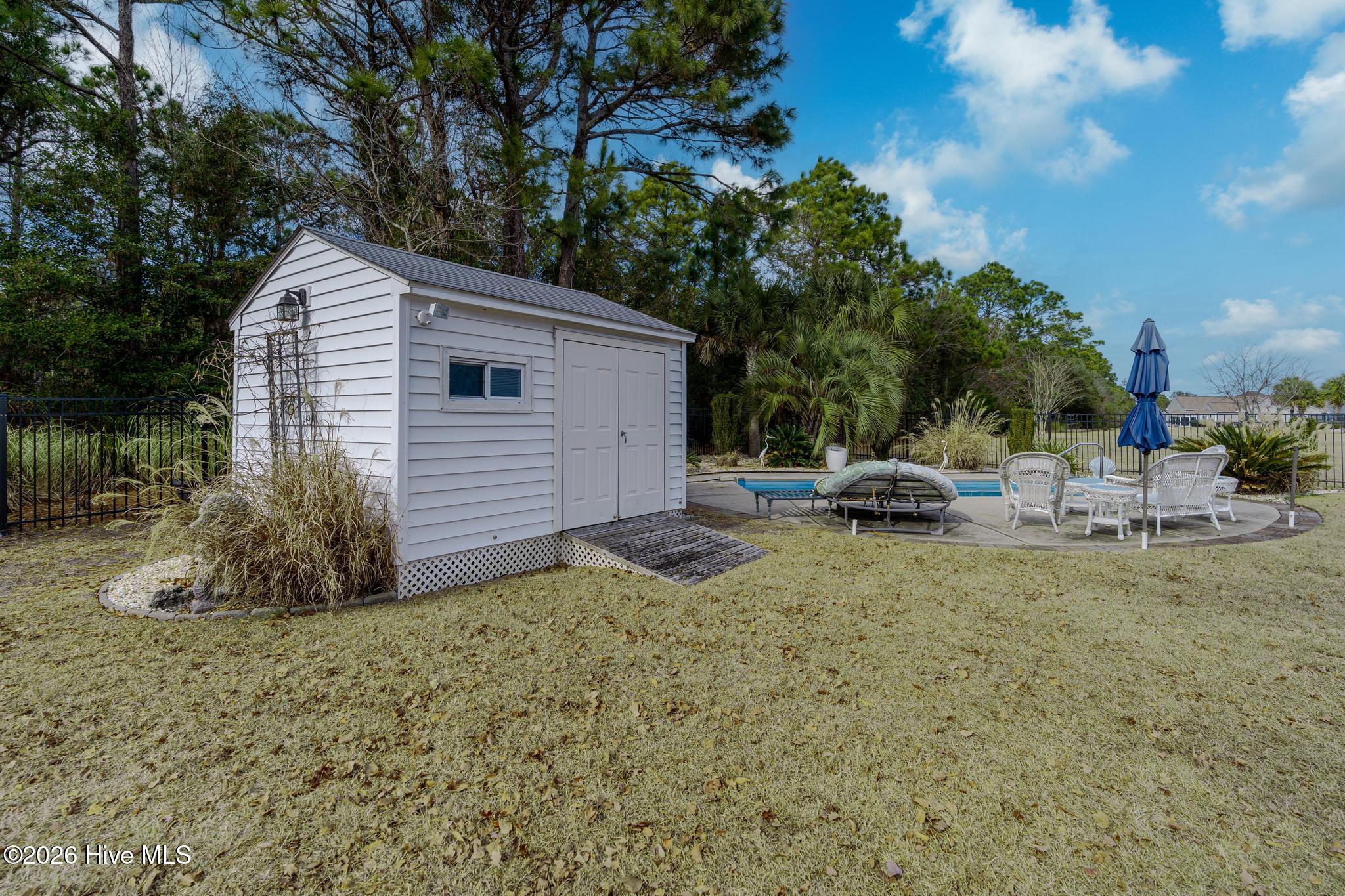 100550349 | Photo 30