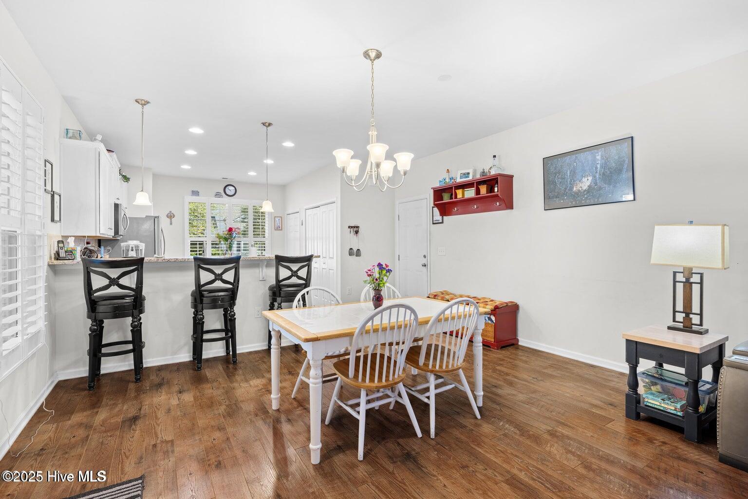 100531183 | Photo 10