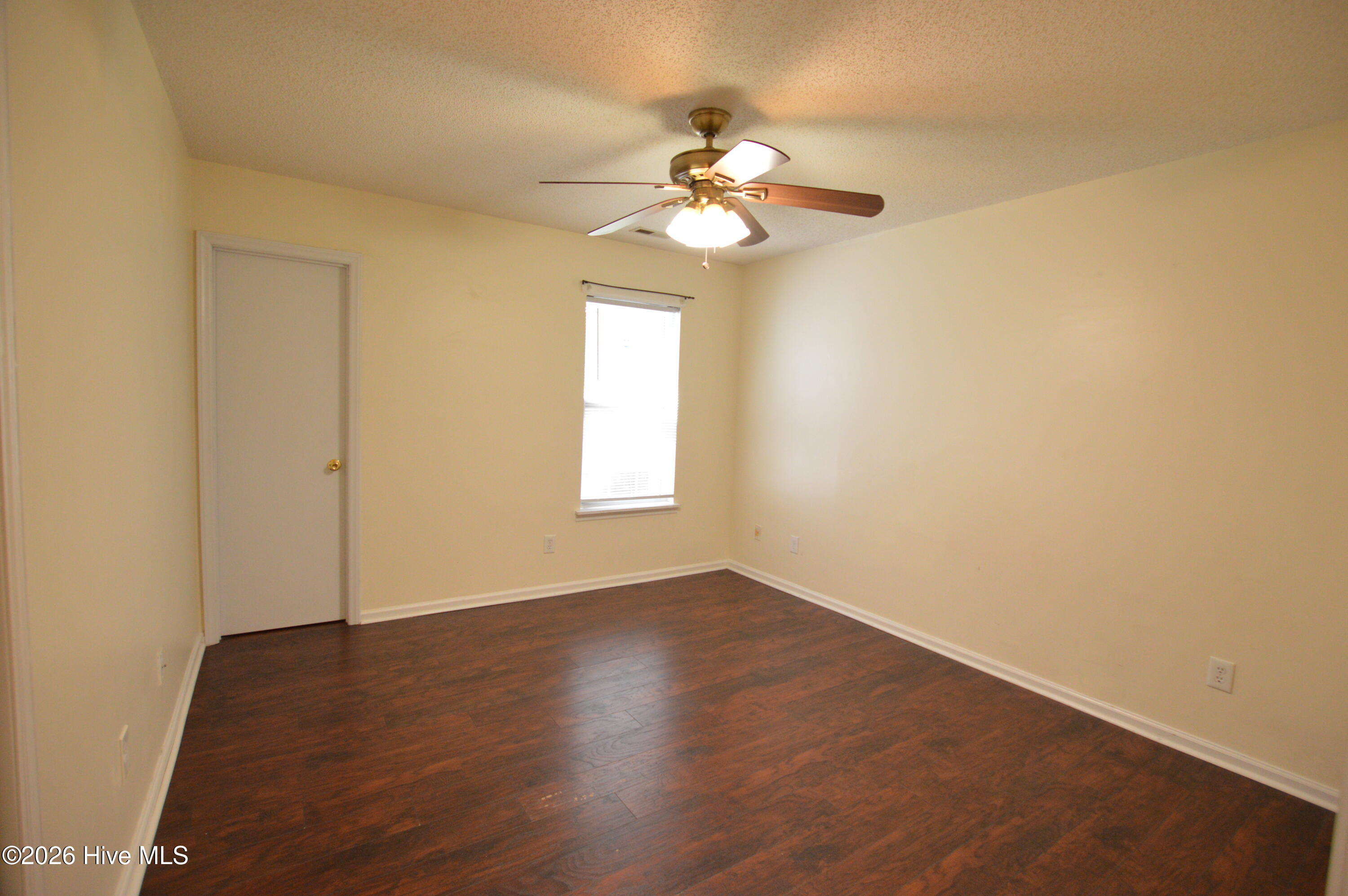 109 Live Oak Court,Midway Park