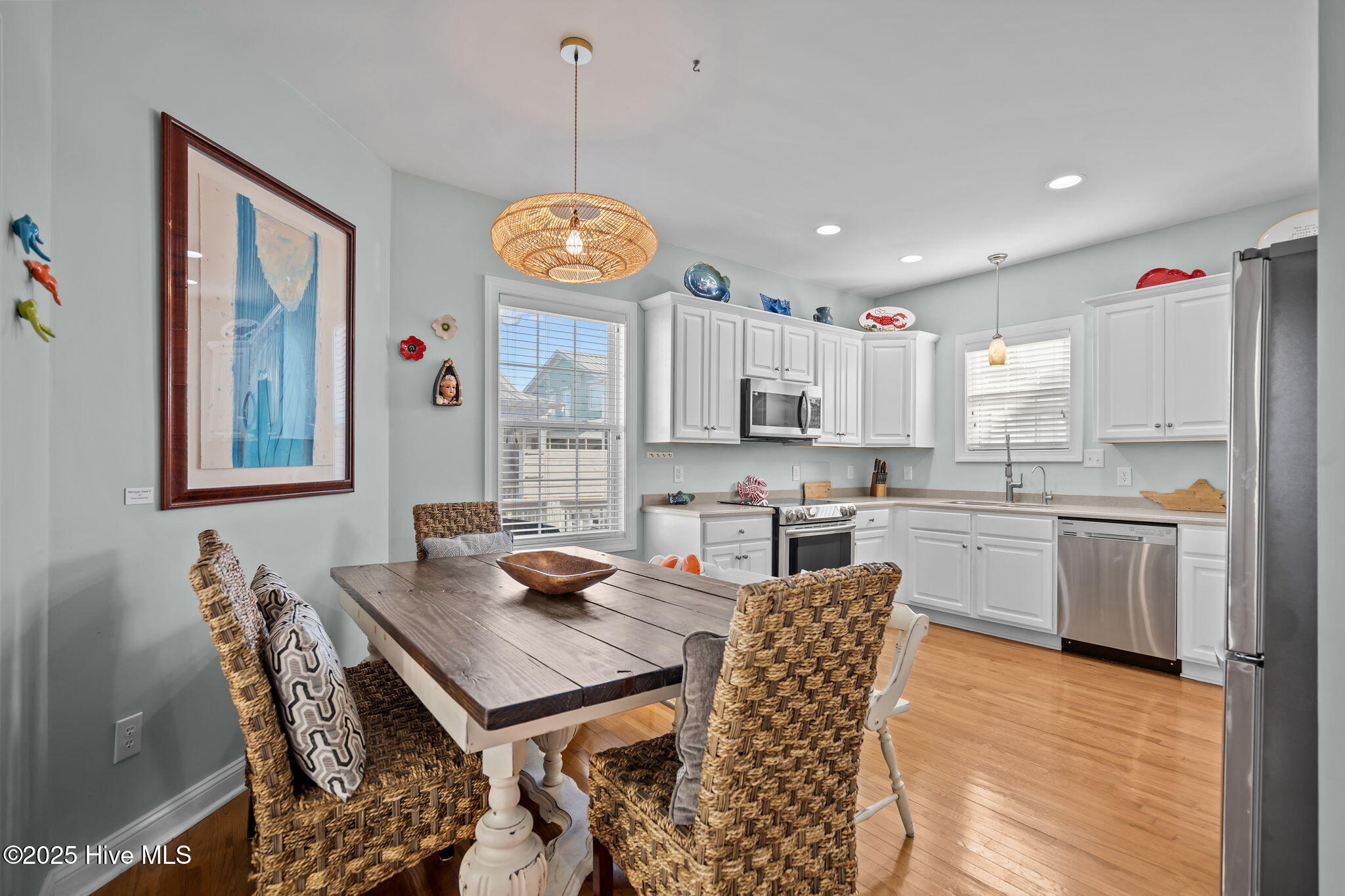 100546584 | Photo 27