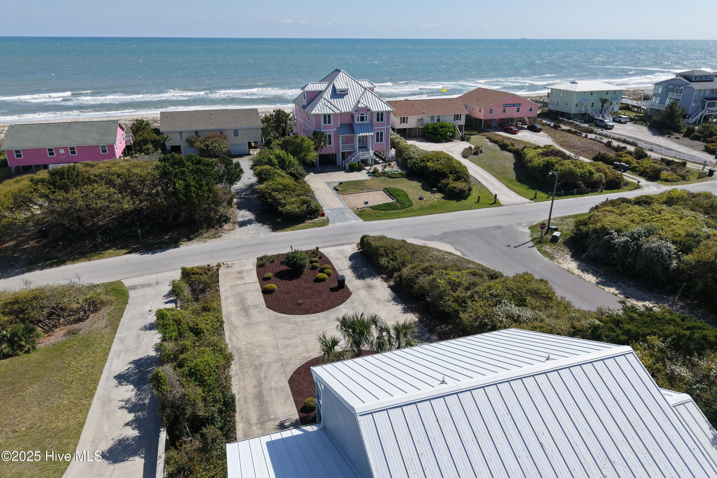 100498545 | Photo 10