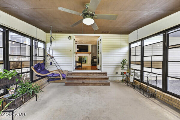 605SUNPORCH