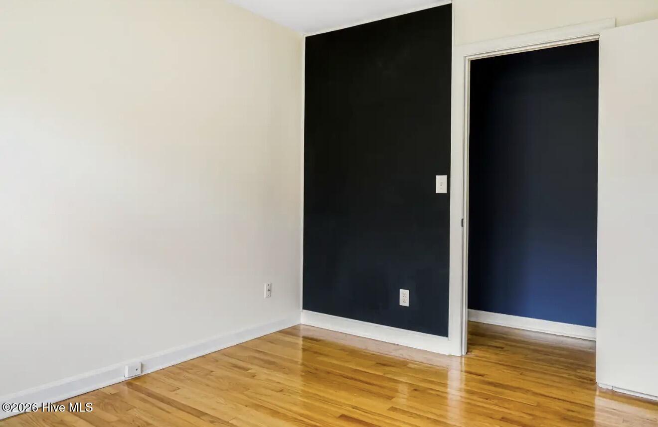 100564742 | Photo 24