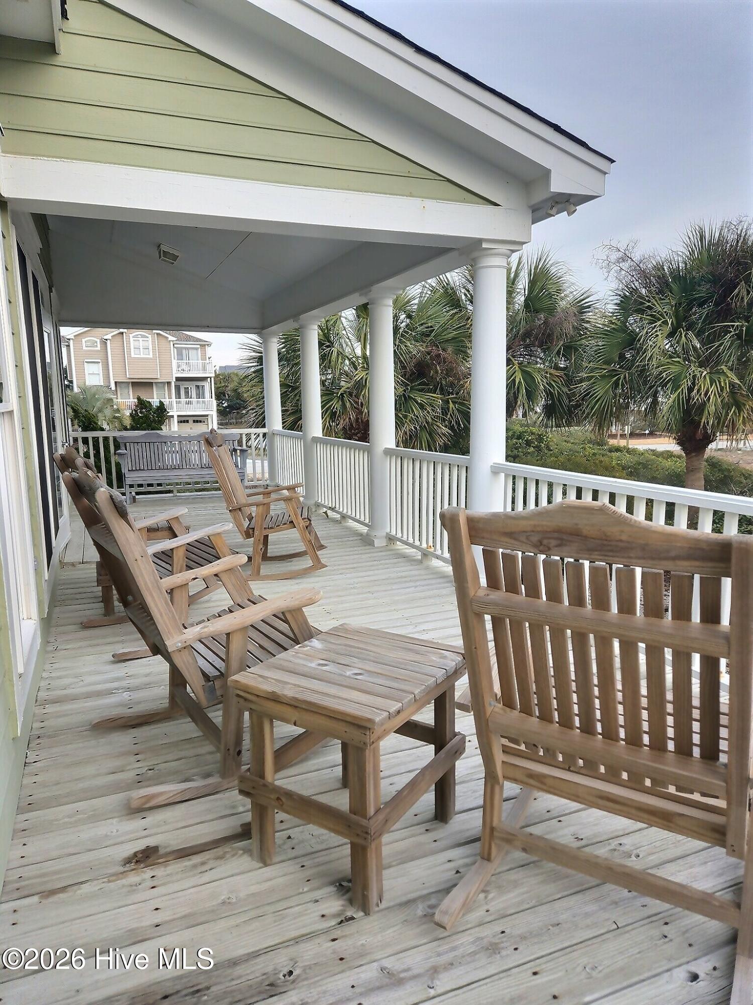 100553756 | Photo 34