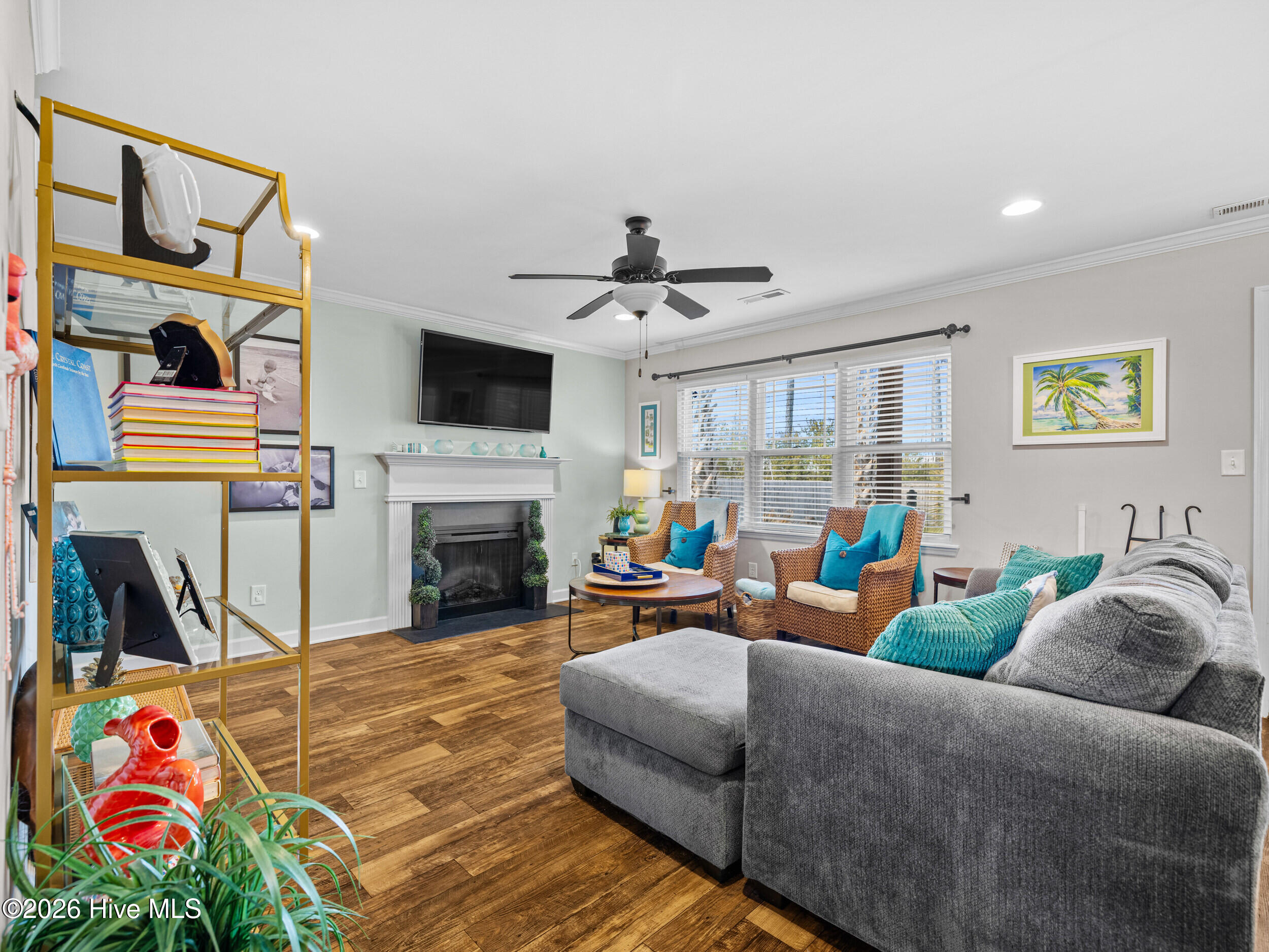 100559159 | Photo 14