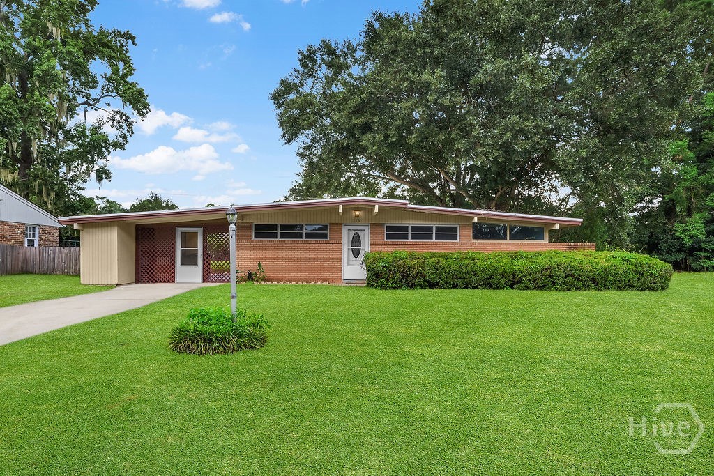 1st image of 316 Willow Rd, Savannah, GA 31419 | MLS# SA362469