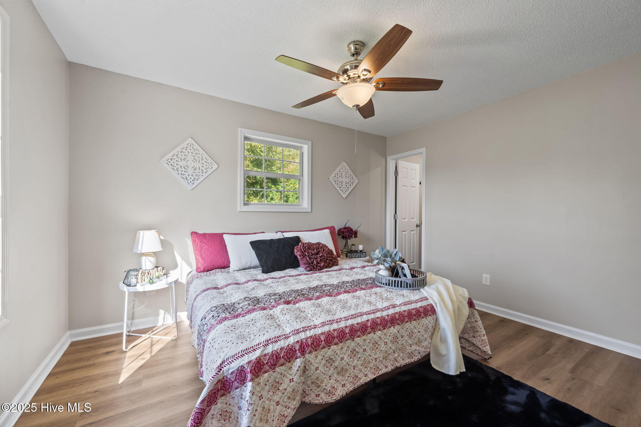 100539166 | Photo 39