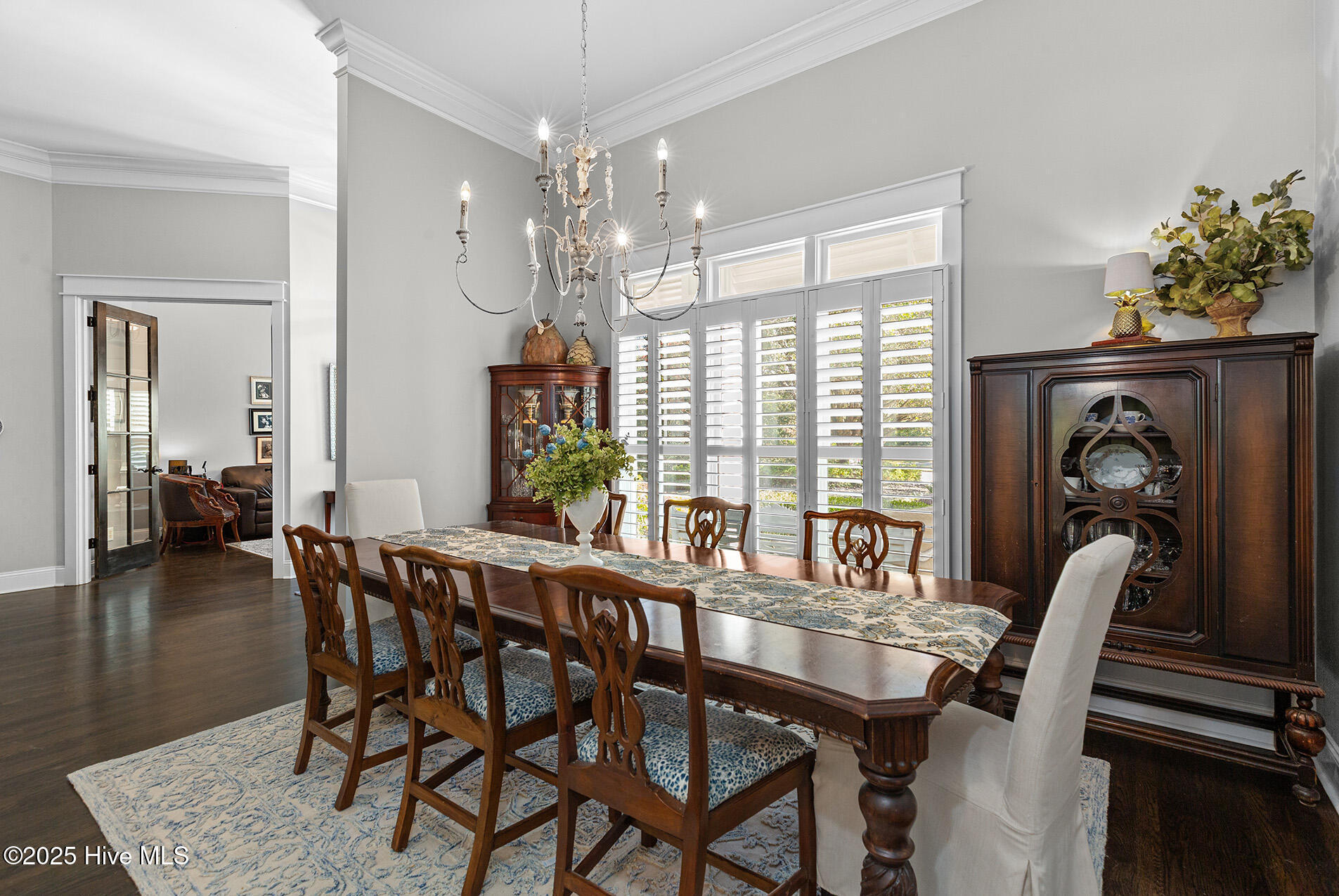 100541349 | Photo 21