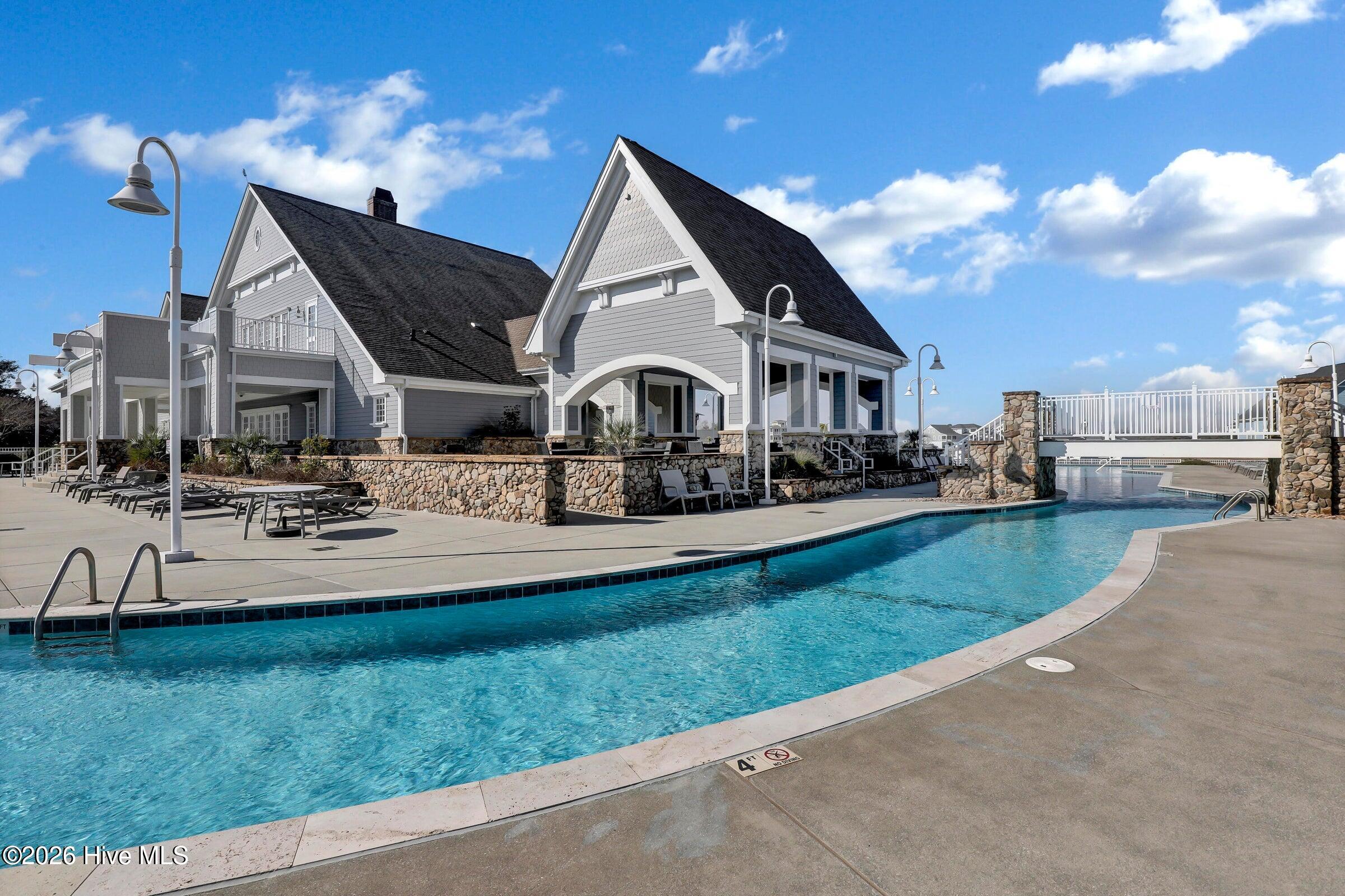 100559680 | Photo 58