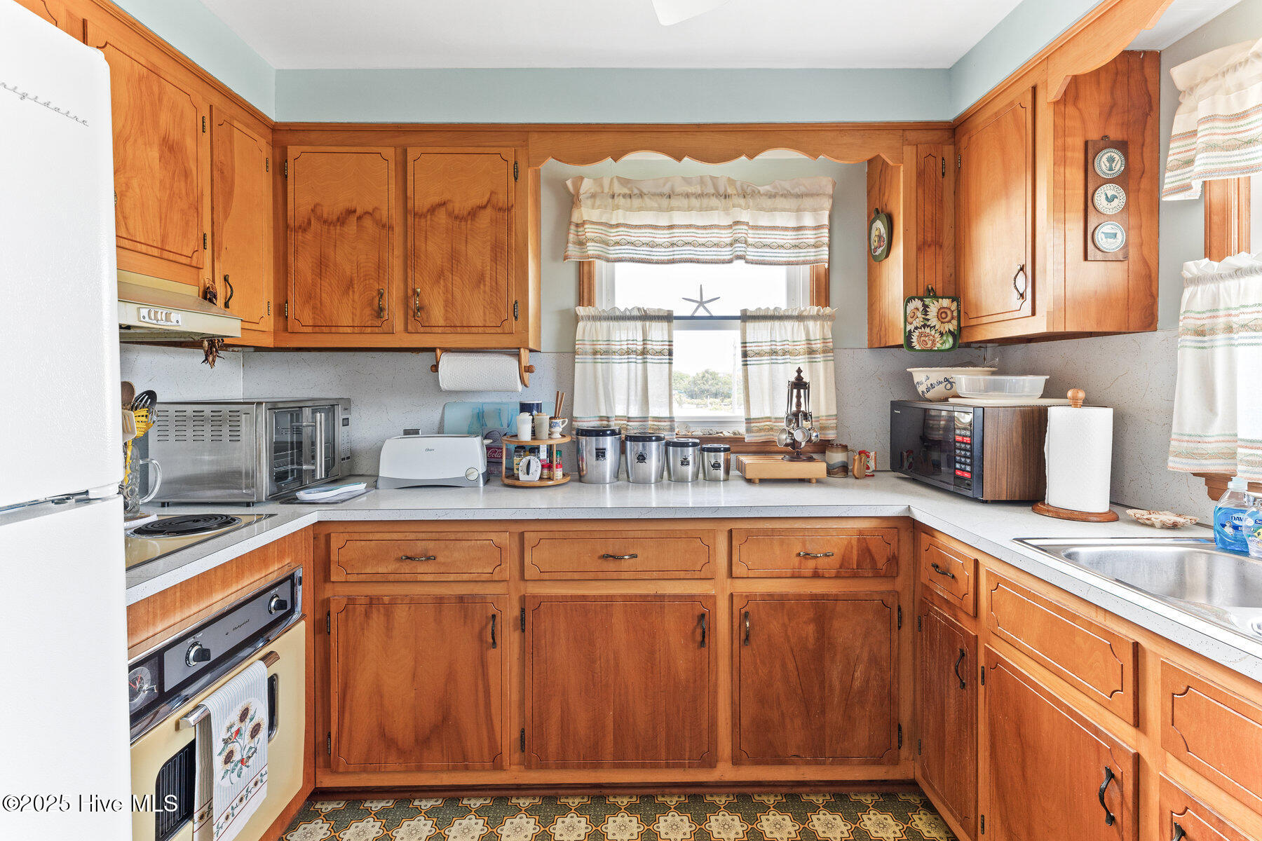 100550039 | Photo 10