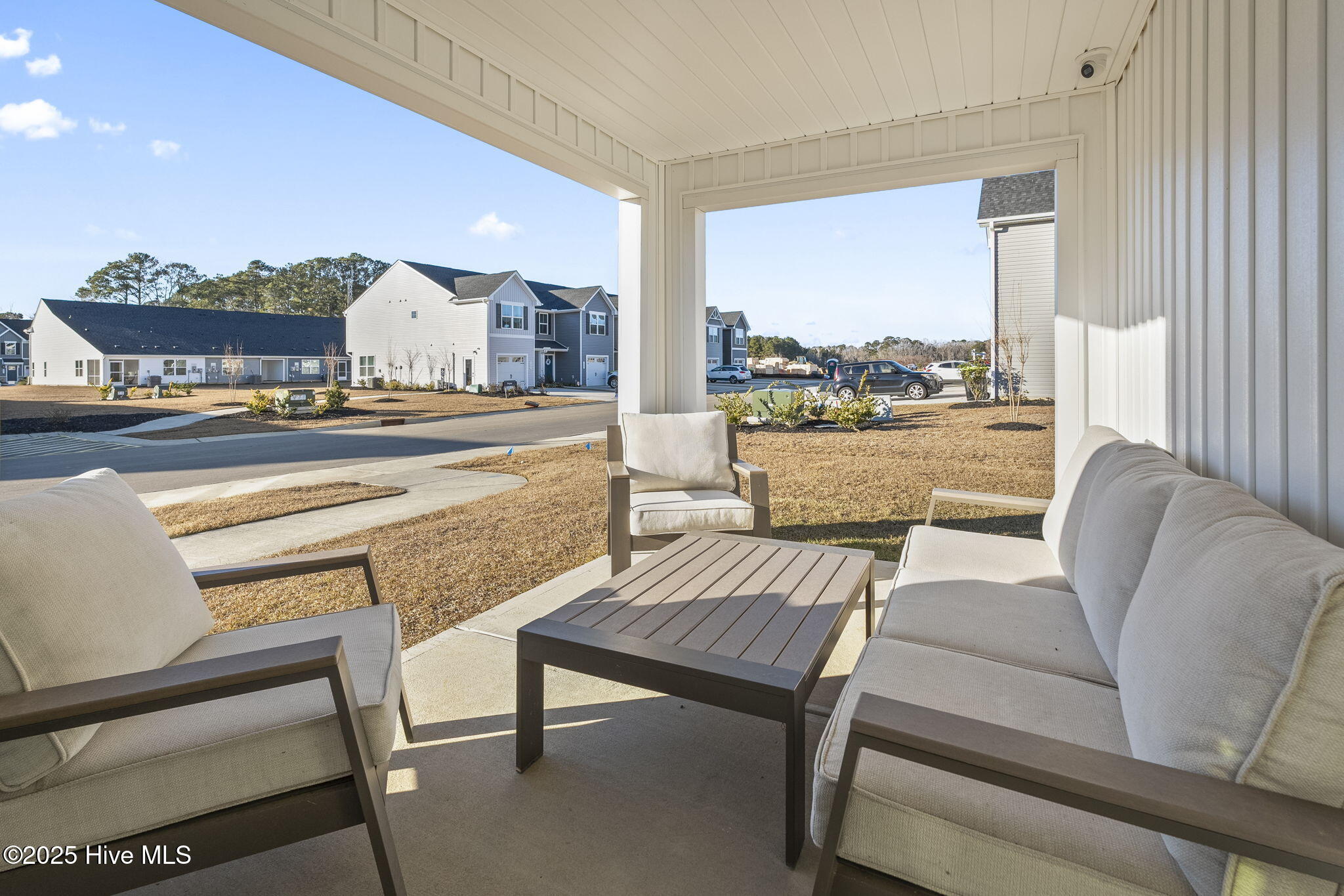 100545302 | Photo 27