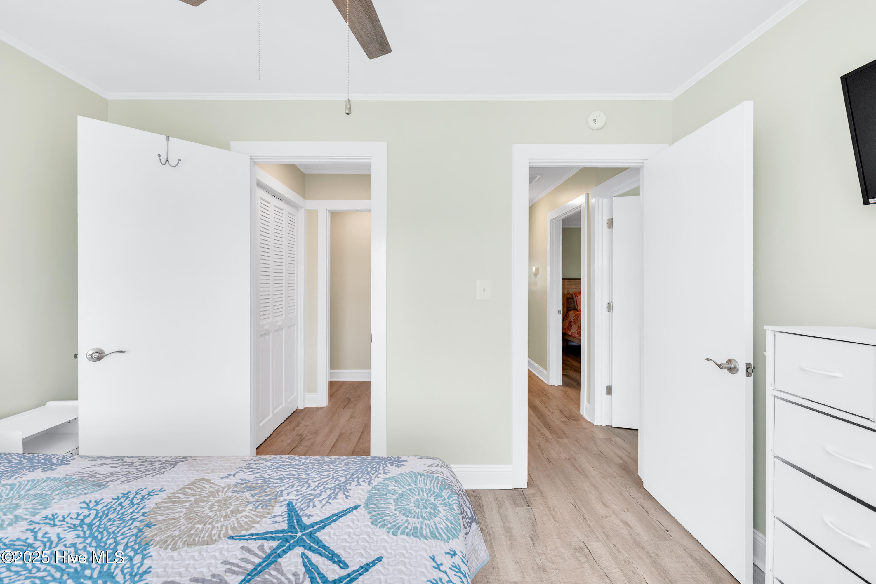 100550005 | Photo 19