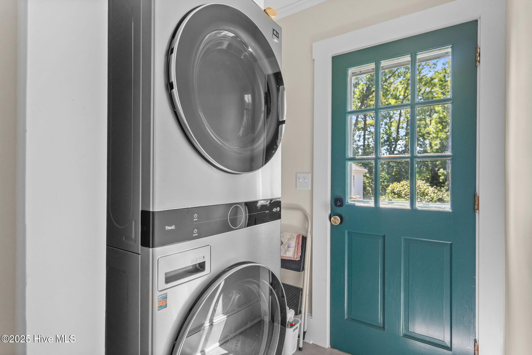 100528962 | Photo 34