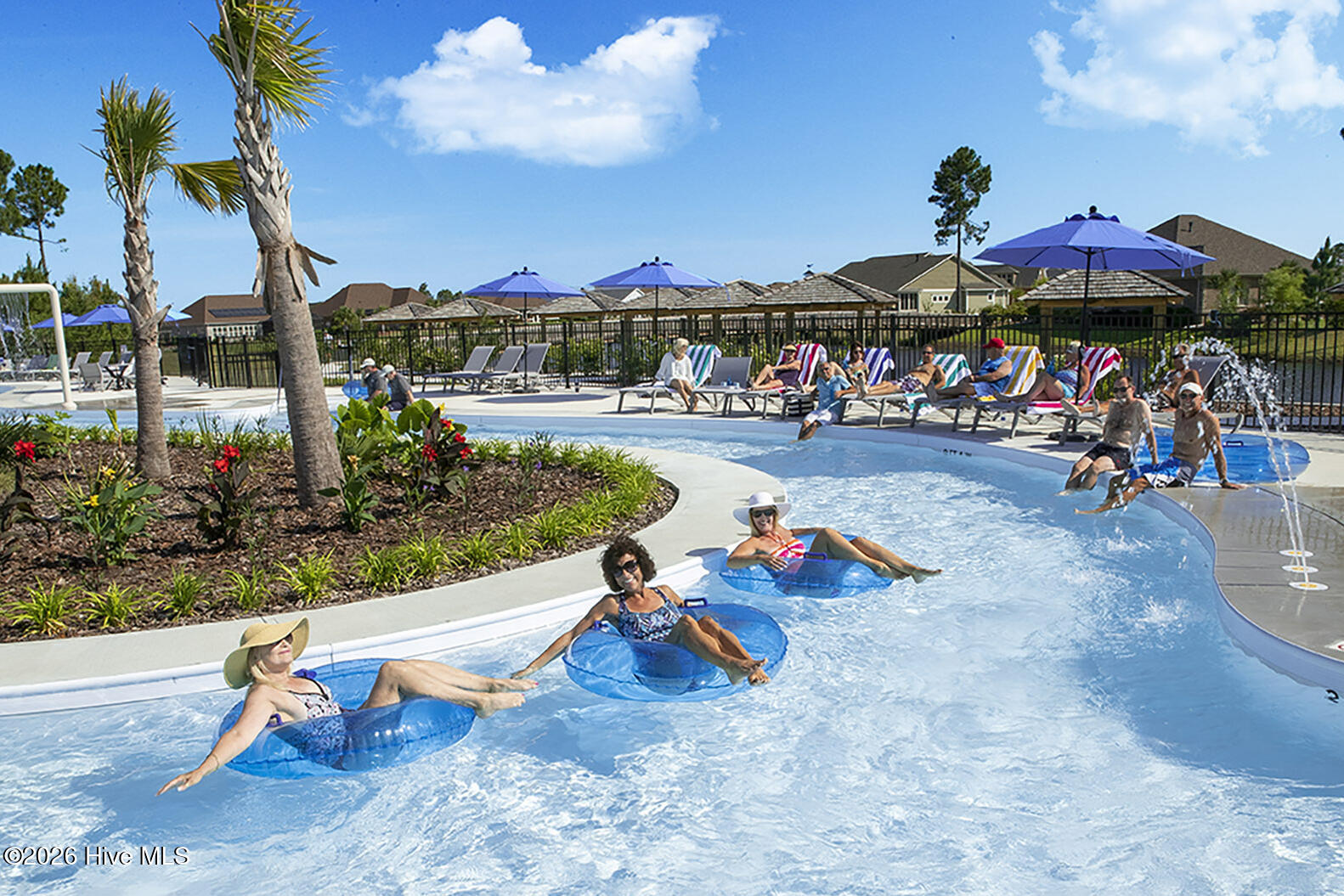 100556543 | Photo 58