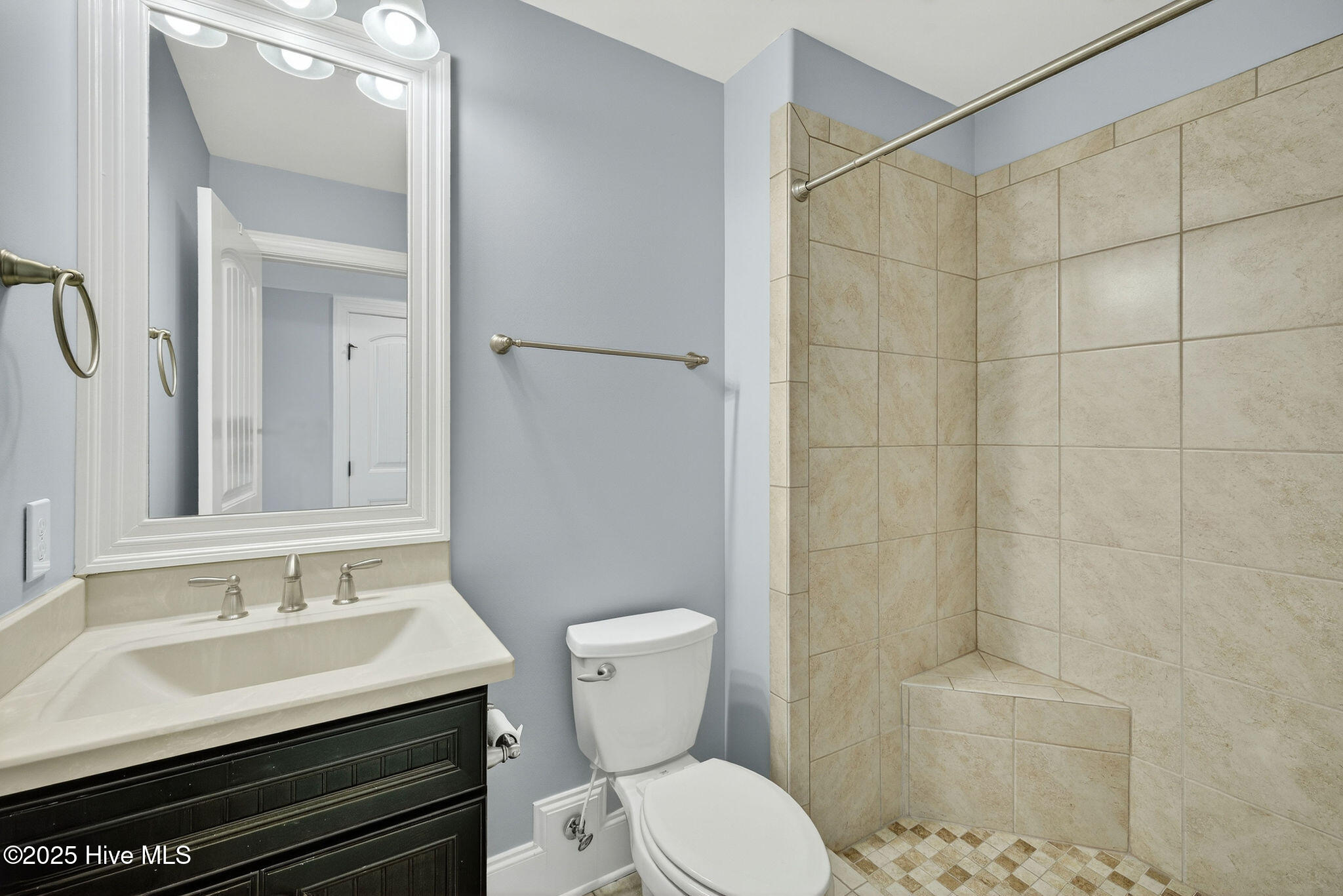 100559766 | Photo 61