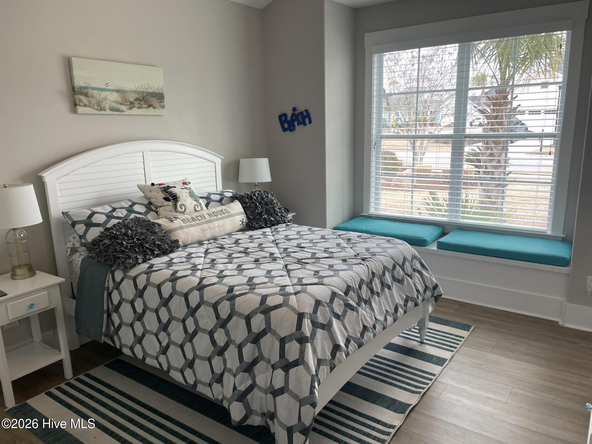 100555586 | Photo 14