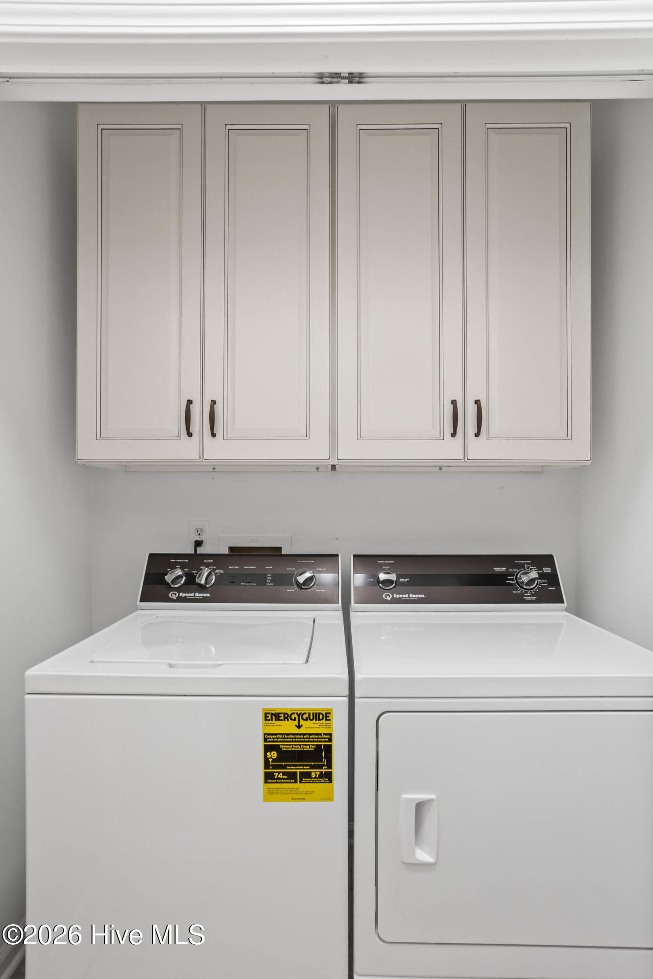 100557830 | Photo 25