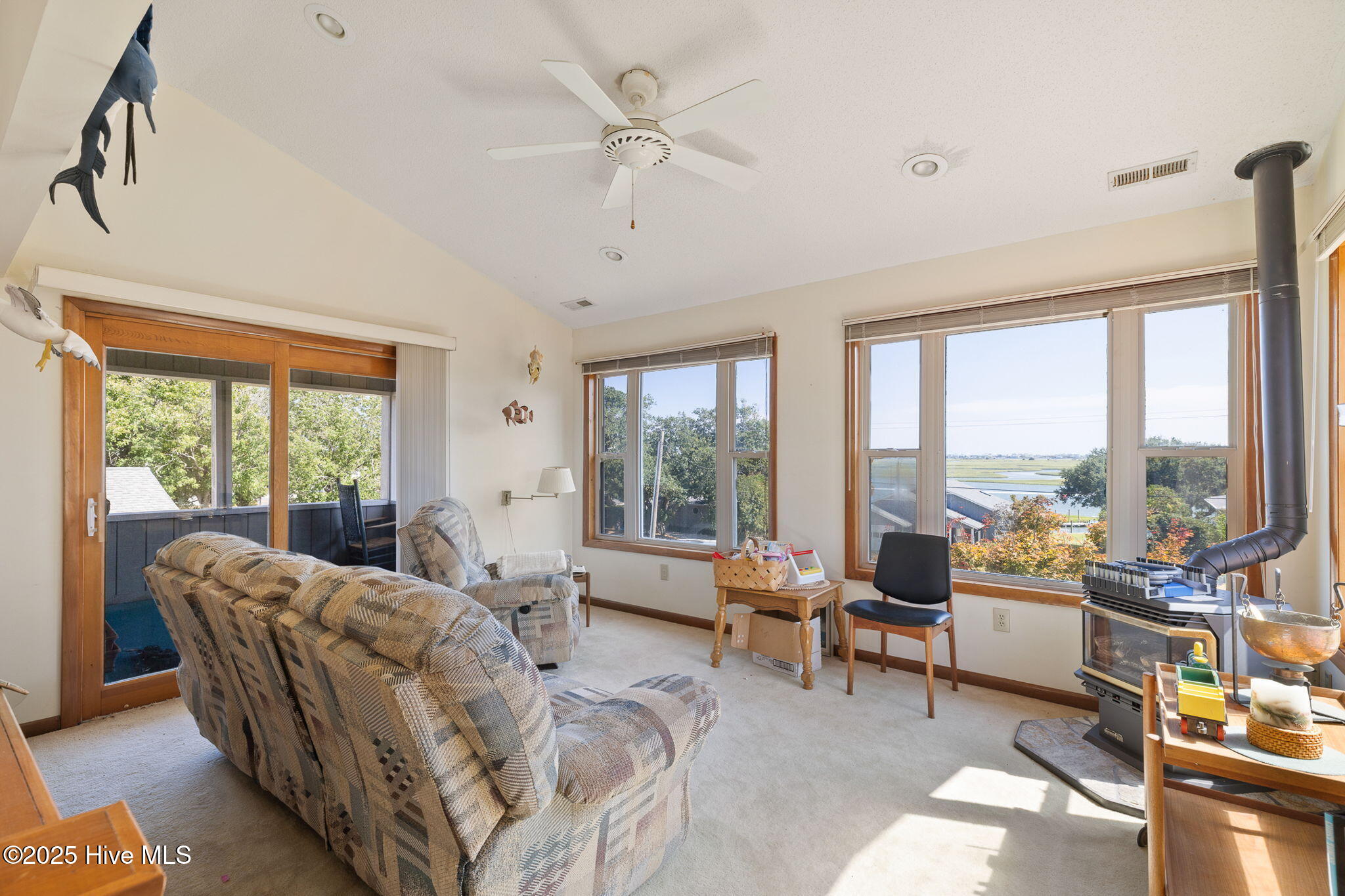 100531930 | Photo 29